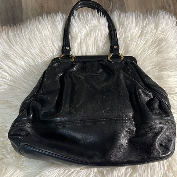 ELLEN TRACY LEATHER PURSE   - Picture 3 of 16